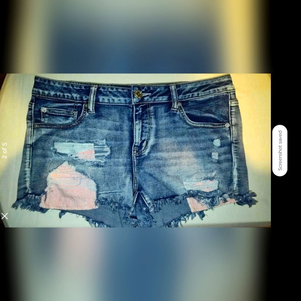 🦅 American Eagle Outfitters Shorts